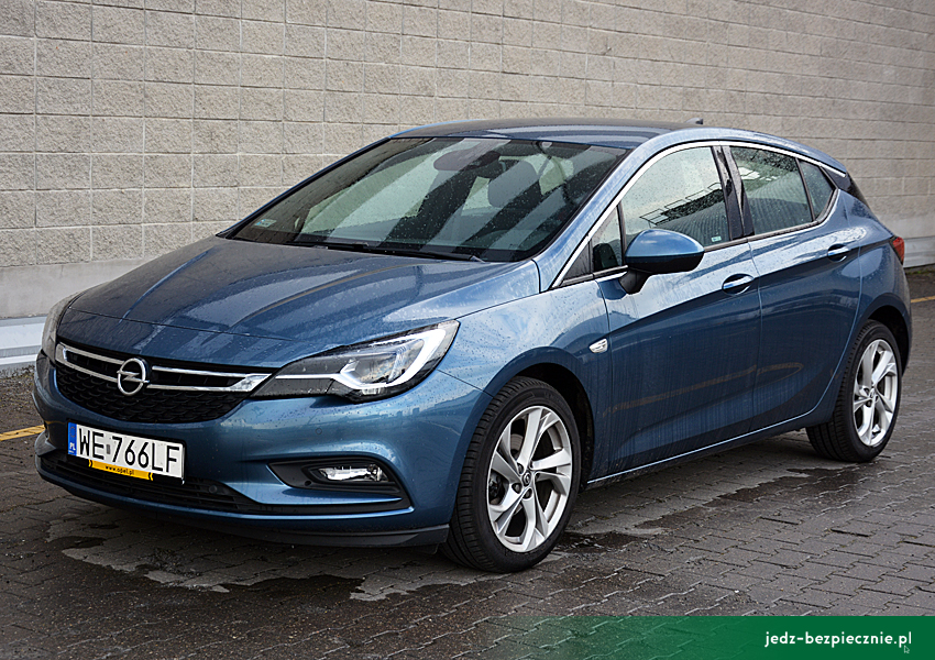 SALON SAMOCHODOWY | Opel Astra V hatchback | Przód auta